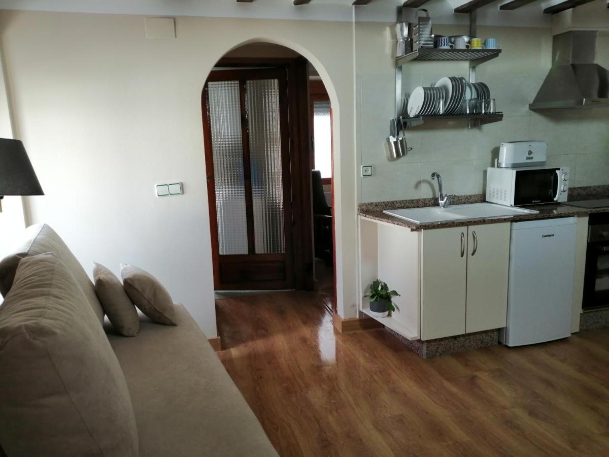 La Trastienda De Felipe Apartment Понтонес Екстериор снимка